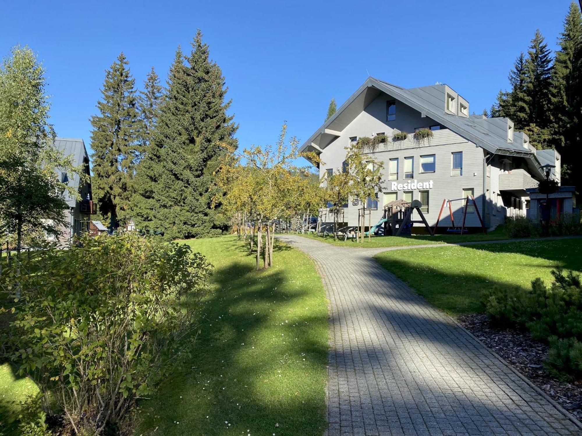Resident A001 Harrachov