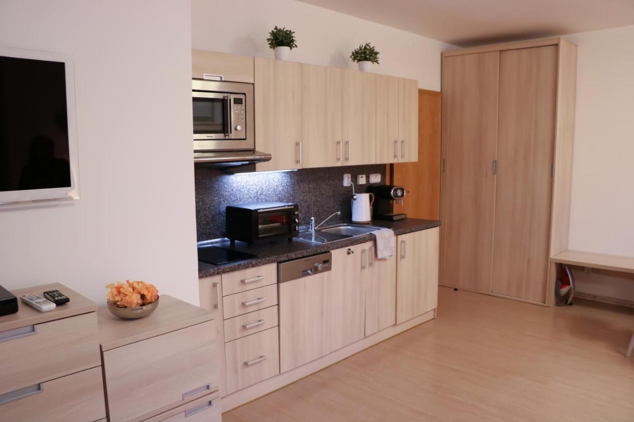 Resident A001 * Harrachov